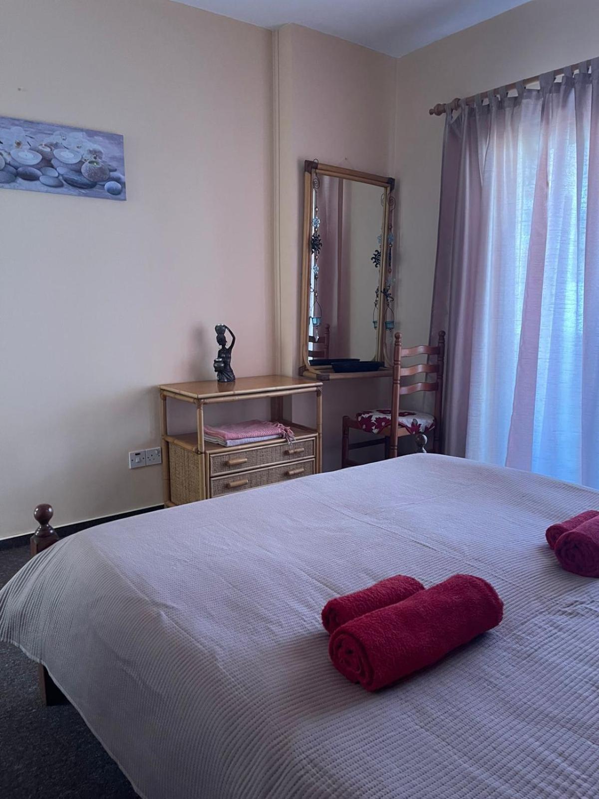 Apartament Limnaria Westpark 2 Bdrm 122 Pafos